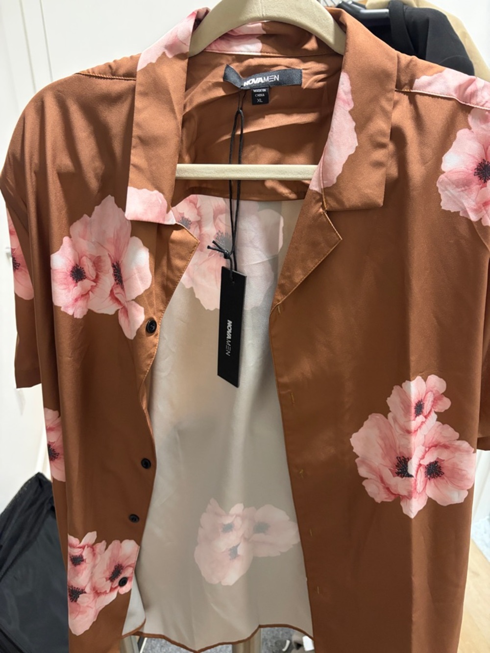 Fashion Nova Brown Floral Short Sleeve Button-Down Shirt